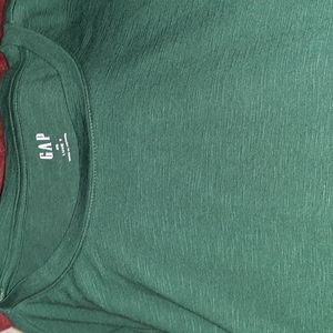 GAP XS LUXE T Shirt Womens Green Color very soft almost like silk NEW WITH OUT T